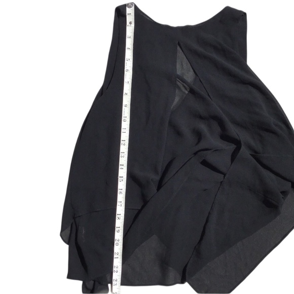 Aritzia Babaton Silk Top - Picture 5 of 8